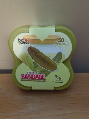 BioSwiss Pickle Shaped Bandages - 50ct brand new